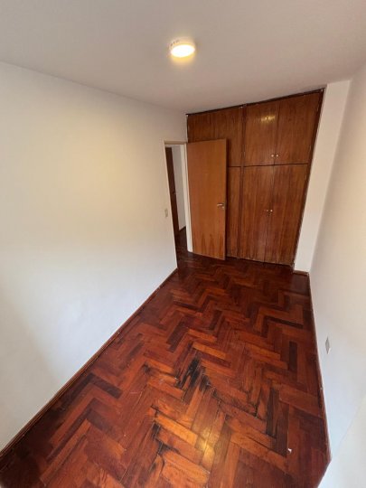 NUEVA CORDOBA - ALQUILER, BV. CHACABUCO 8 / 2 DORM.