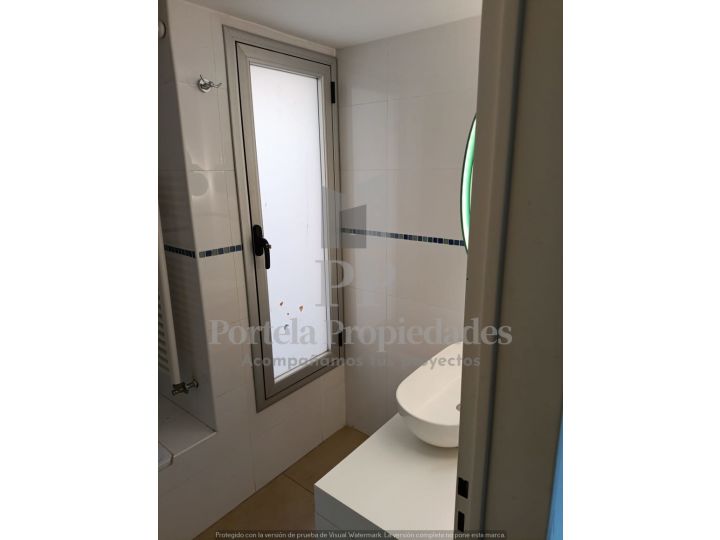 DEPARTAMENTO DE 5 AMBIENTES CON COCHERA CASTELAR CENTRO
