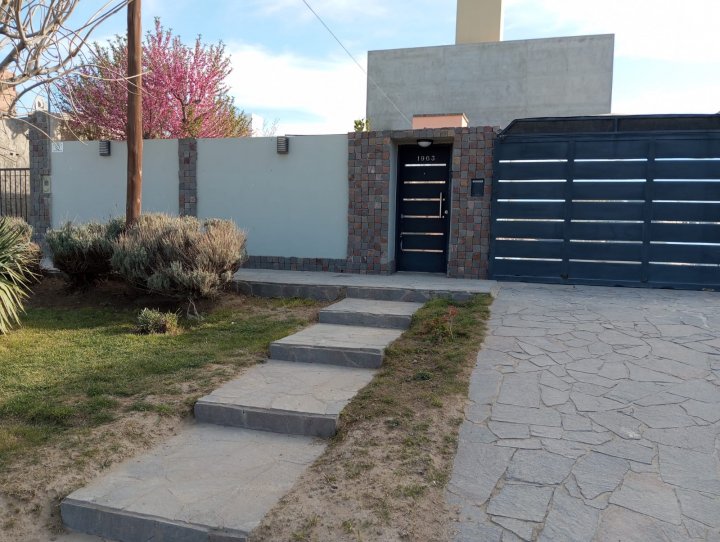 (JB001) Puerto Madryn, Chubut. Casa 140 m2