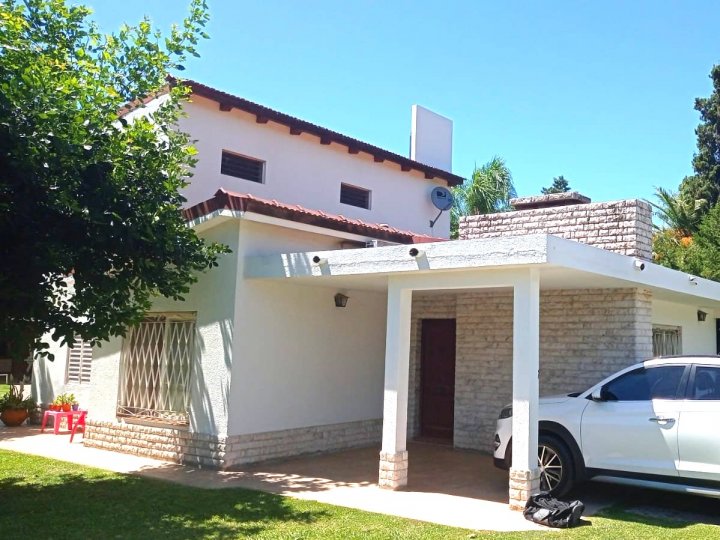 CASA 3 DORMITORIOS CON PILETA || FUNES