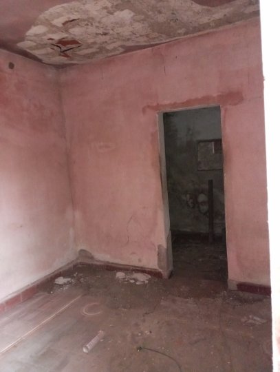 VENDO LOTE CON CONSTRUCCIÓN A DEMOLER, ZONA SUR