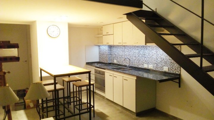 La Boca, Caboto 400, 2 amb, 50m2, $ 850,000 + luz.