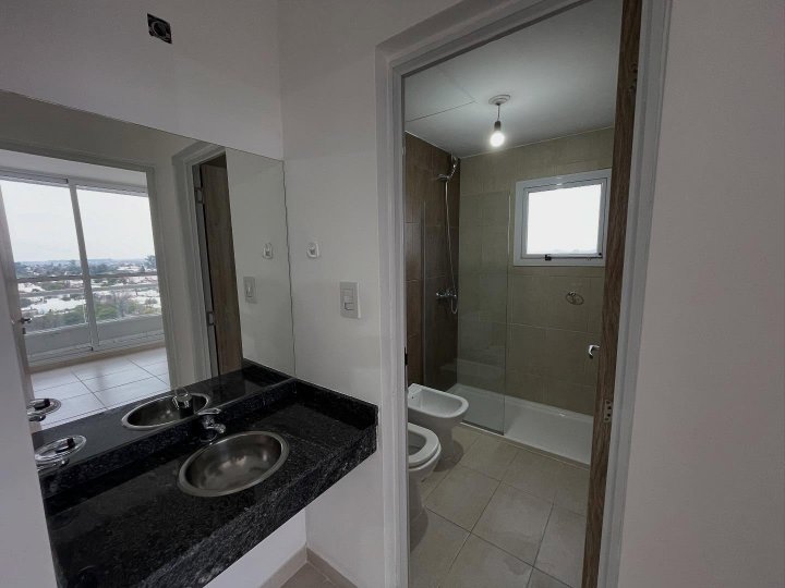 Alquilo Departamento 1 dormitorio en 9º Piso edificio Piazza Piemonte