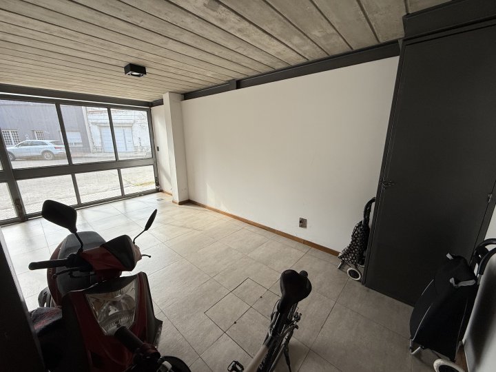 Duplex de 1 dormitorio con patio, apto crédito