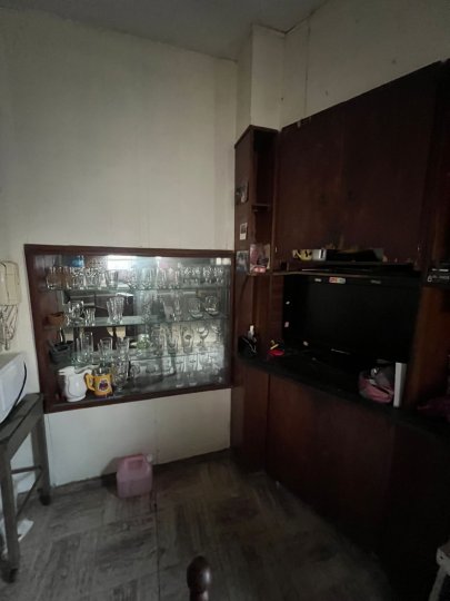 AMPLIA CASA EN ALQUILER EN PARAGUAY Y URIBURU