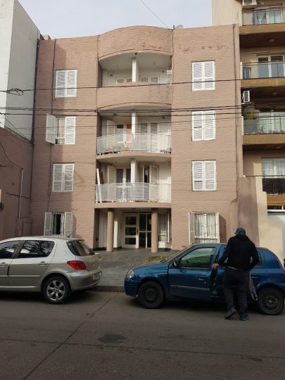 ALQUILO DPTO 1 DORM MACROCENTRO