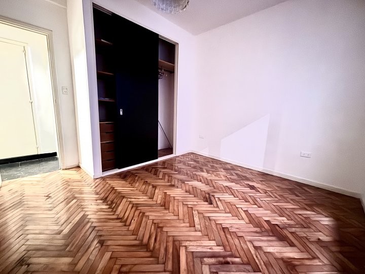 Alquiler-Departamento 2 ambientes, bajas expensas, EXCELENTE UBICACION!