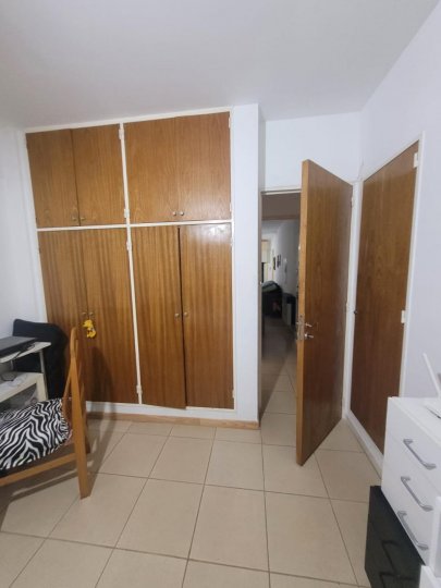 EN VENTA DEPARTAMENTO DE UN DORMITORIO EN SAN LUIS AL 500 CON COCHERA