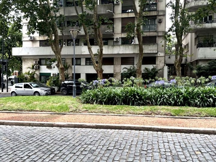 VENTA 2 AMBIENTES BELGRANO R   BOULEVARD AV. DE LOS INCAS    LAVADERO  NO PAGA AYSA Y METROGAS LOZA RADIANTE  A/A