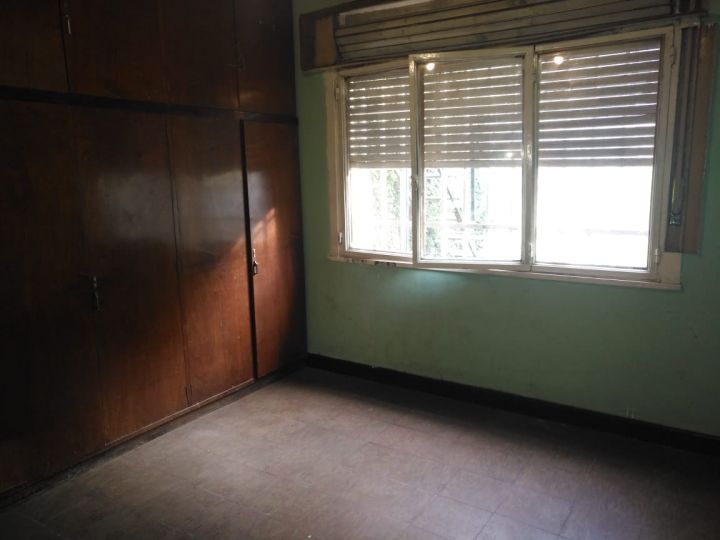 Navarro 6341, casa interna.