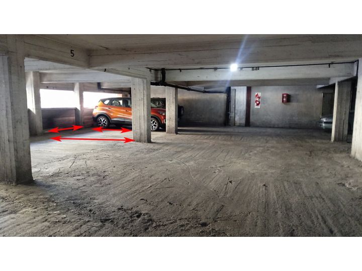 Cómoda cochera en pleno centro!!