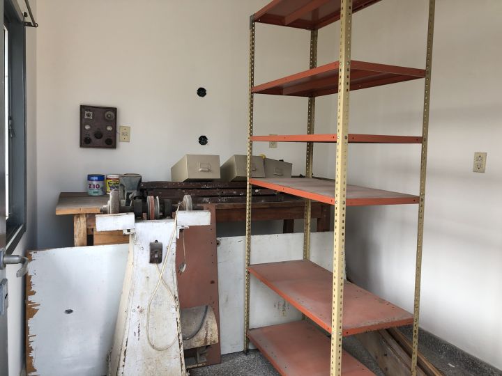 VENTA CASA DE 3 DORMITORIOS CON PATIO Y COCHERA ZONA SUR DE ROSARIO