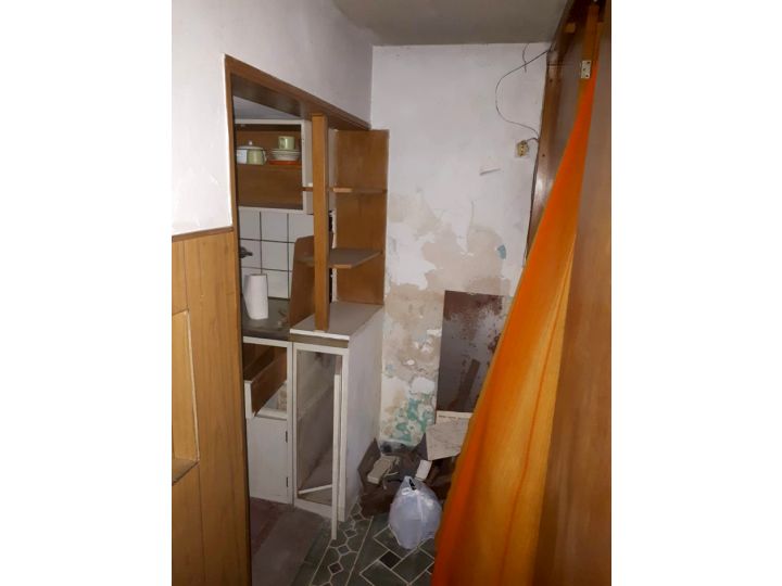 Oportunidad!! Casa de dos dormitorios a reciclar.