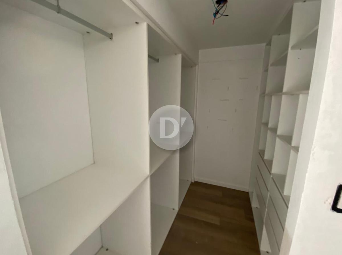 Venta departamento en dúplex 2 ambientes en Punta Chica con cochera y baulera