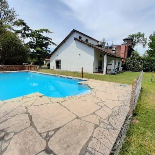 Casa en  venta en Country Banco Provincia