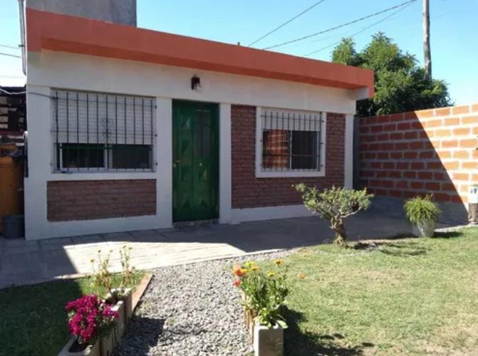 Gran Oportunidad -Casa 3 amb - Glew - Barrio Santa Ana.