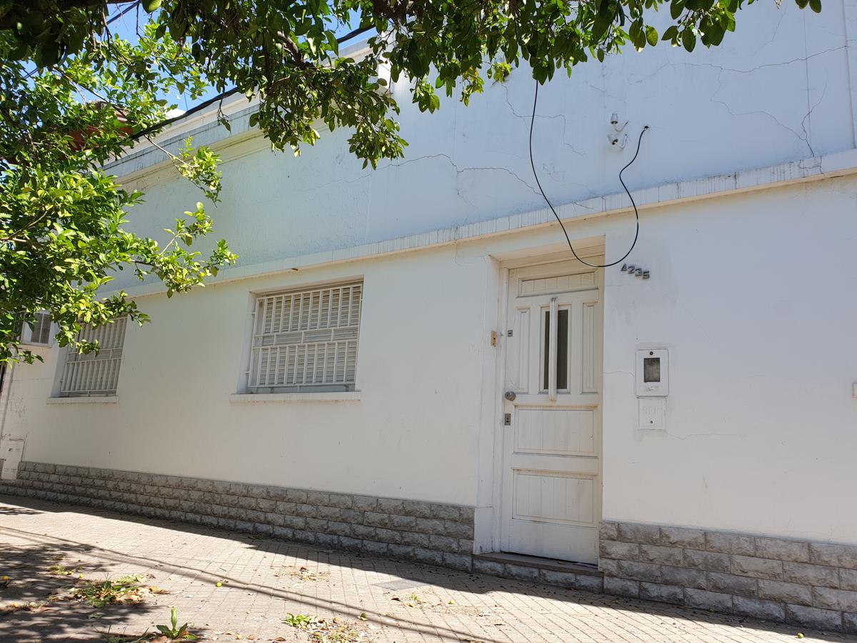 Venta de Casa en Ludueña de  3 dormitorios