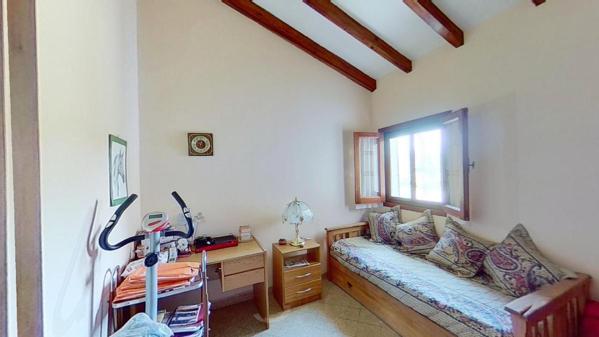 INVERSOR! VENDO Casi 7 hectáreas para lotear con 14 lotes y Chalet 3 dormitorios - 2 baños