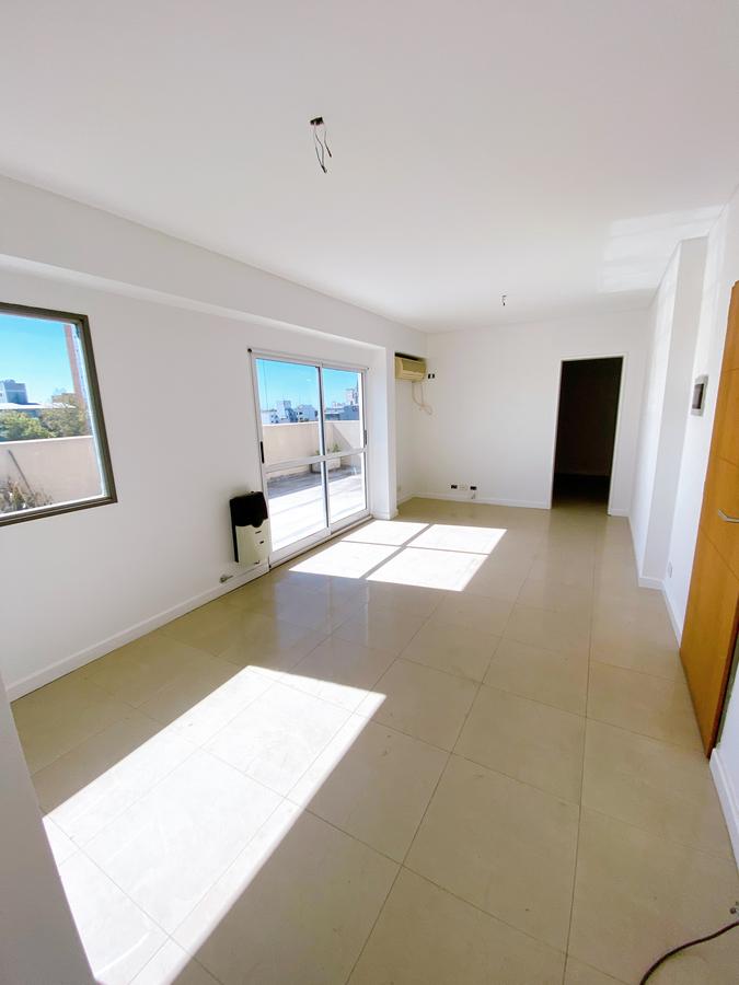 Departamento - Venta -  San Fernando - Cochera - Terraza