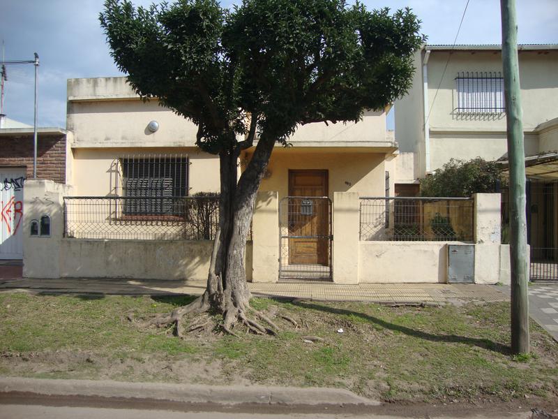 Vende:Casa