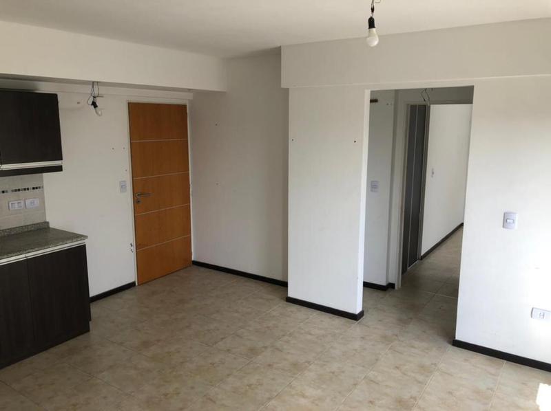 Departamento de dos ambientes en venta, Moron- Excelente ubicación.