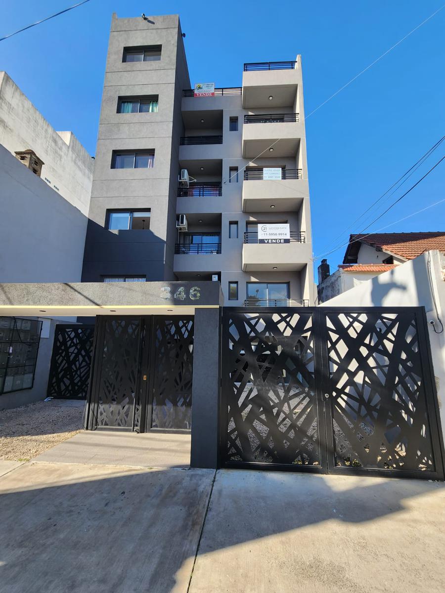 Venta Departamento 2 ambientes al frente en Haedo - APTO CREDITO