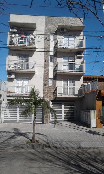 DEPARTAMENTO DOS AMBIENTES CON COCHERA EN VENTA VILLA SARMIENTO