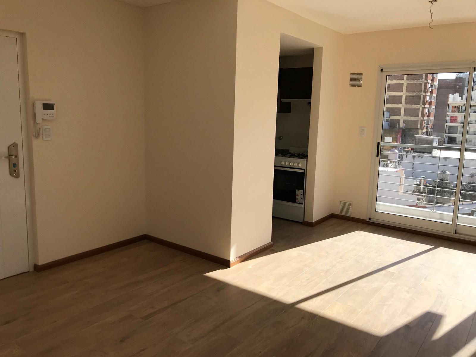 Venta Departamento en Abasto Rosario dos dormitorios con balcón