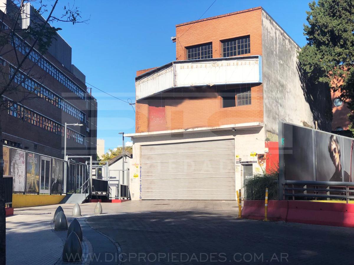 Lote 8,05 x 22,65 apto planta baja   4 pisos   2 retiros - Zona estación Coghlan