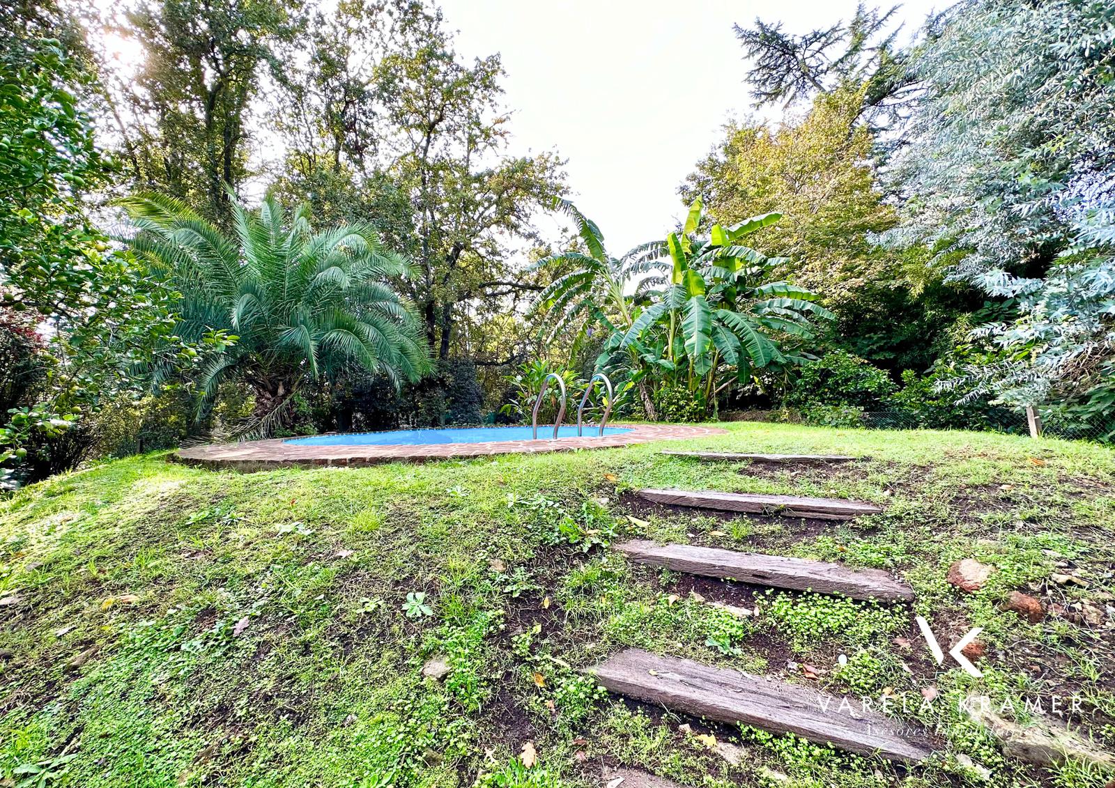 Terreno en Barrio Parque Peró