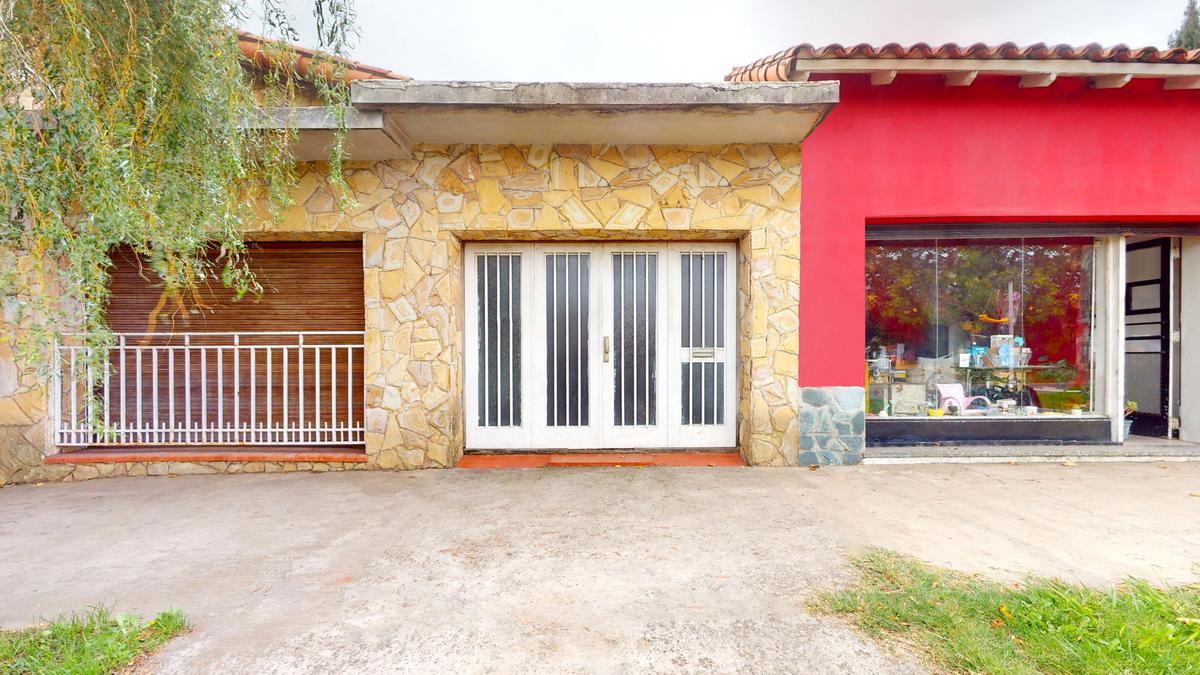 Diag 620  e/ 118 y 82 bis - Casa en PH A RECICLAR y local comercial en VENTA