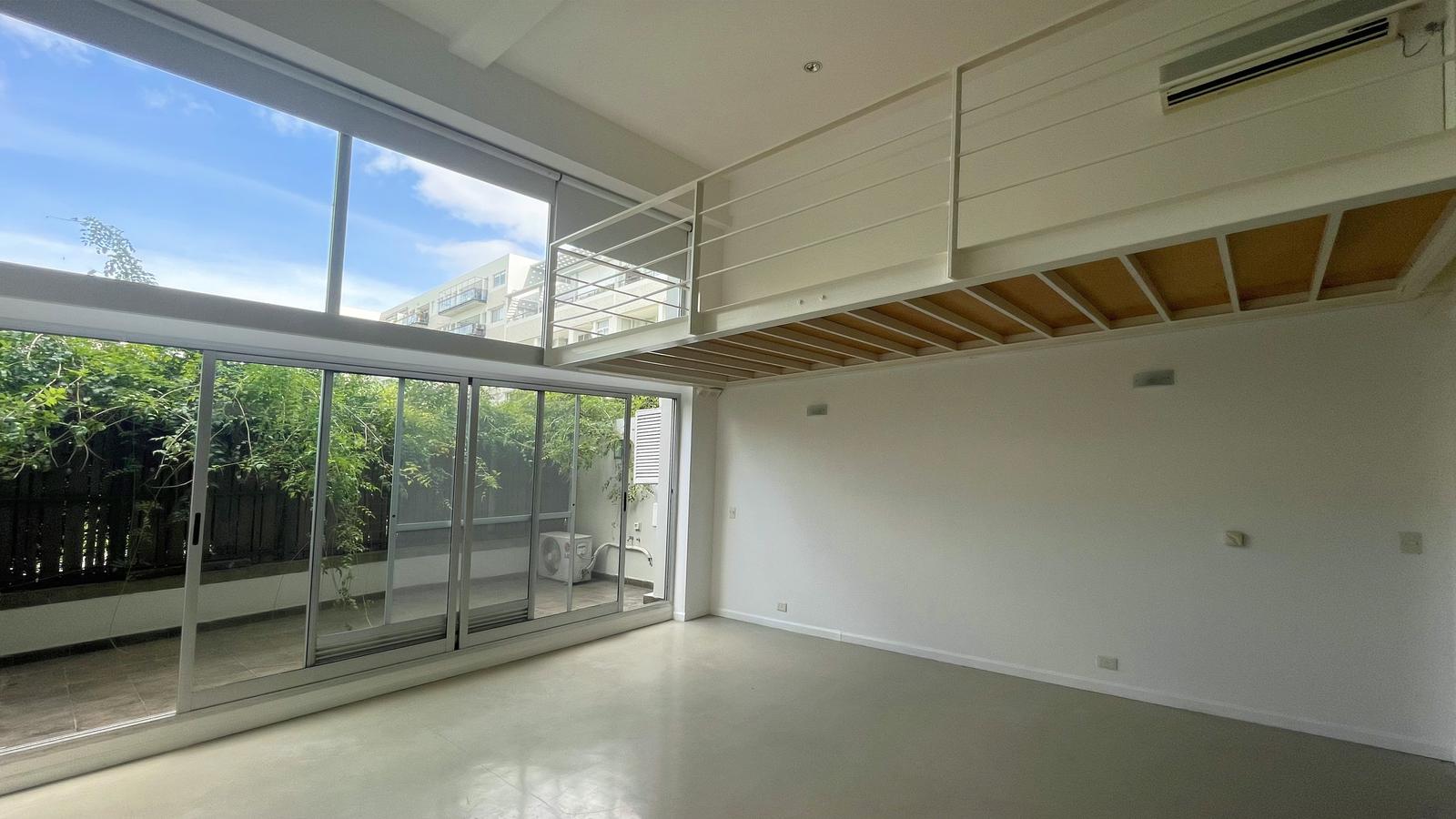 Depto Alquiler 2 Amb y 1/2  Duplex ,Coghlan, Full Amenities,Seg 24hs,Cochera.Terraza.