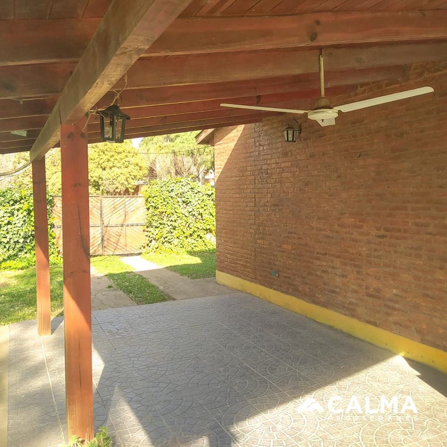 Venta casa 3 Hab, Los Robles al 300 - Funes.