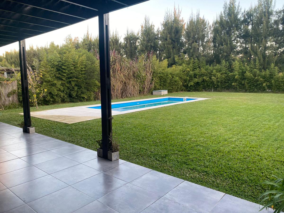 Casa en venta barrio Santa Clara -Villanueva Tigre