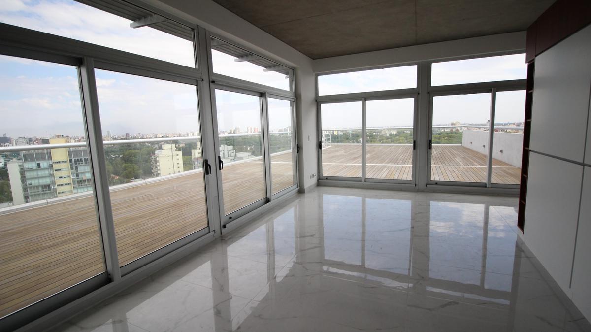 En venta 6 ambientes Penthouse de Categoría en 