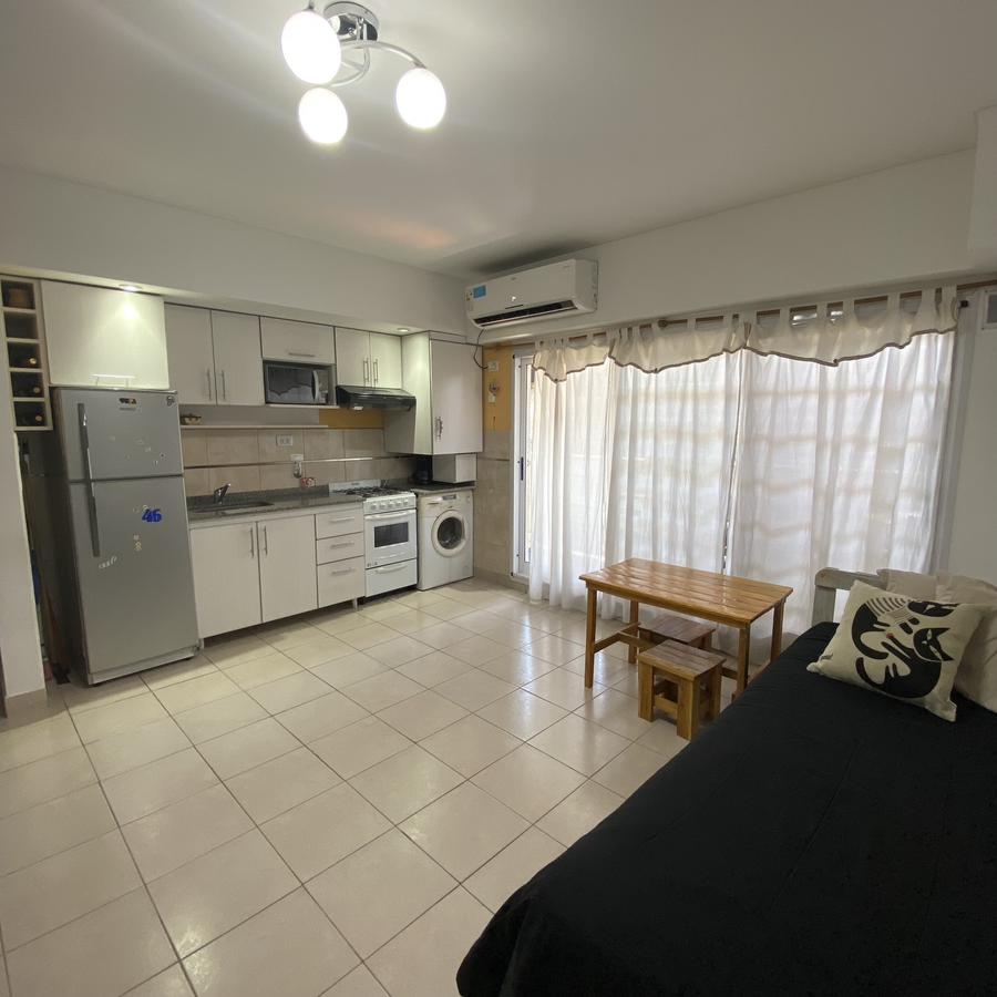 Venta departamento 2 ambientes Liniers