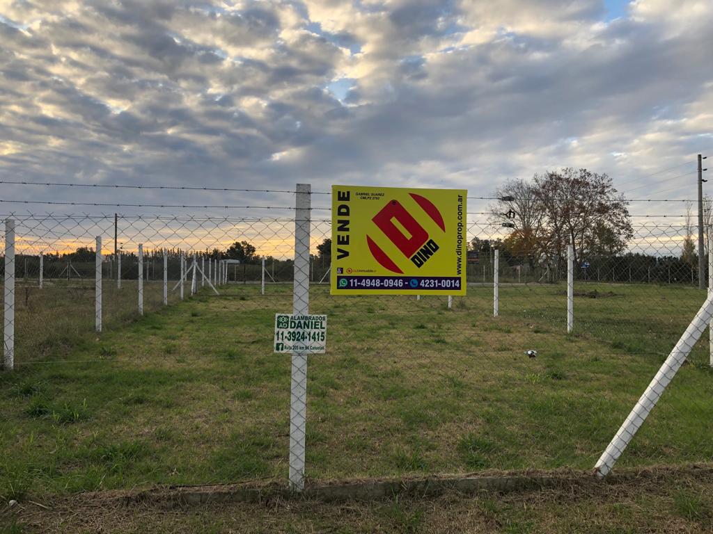 Terreno en  Petion Chico - barrio no cerrado - Vende Dino Gabriel Suarez