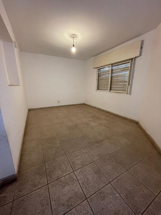 Venta Casa frente a Tribunales II - 105 mts - B° Guemes