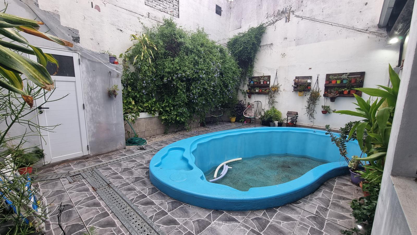 Casa en venta Quilmes Oeste, Muy buen estado