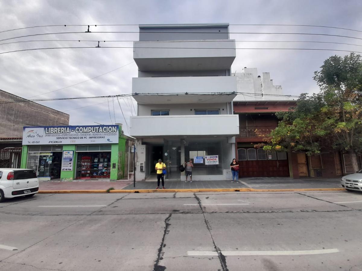 Local Comercial sobre Avenida Colón 2736