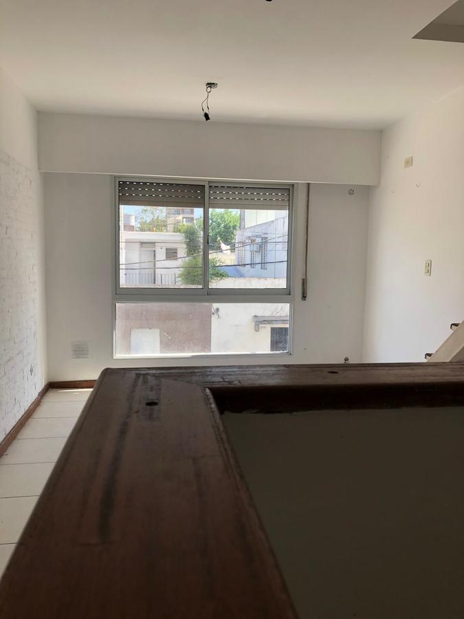 Duplex con cochera - Centro