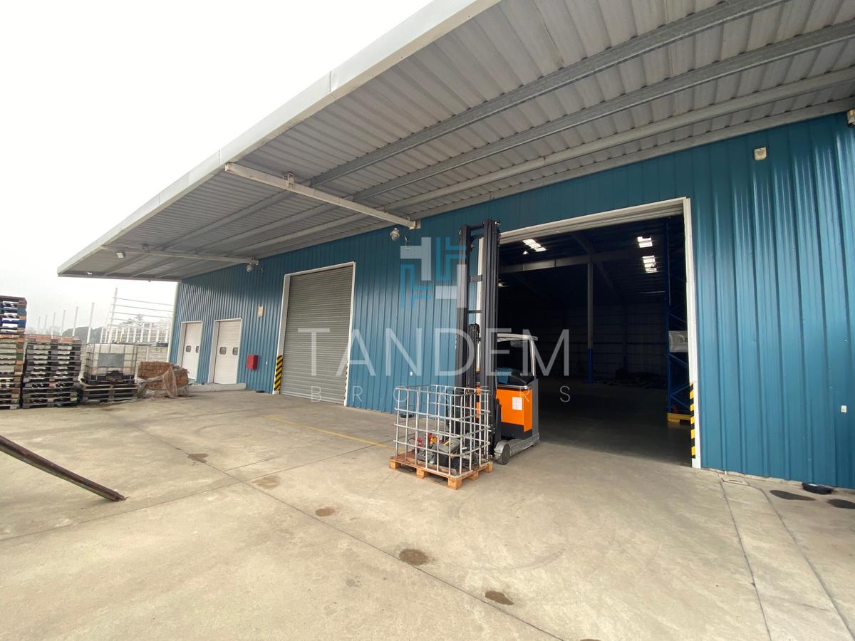 Alquiler excelente nave industrial con oficinas en Parque Industrial - Potencia y Gas Industrial