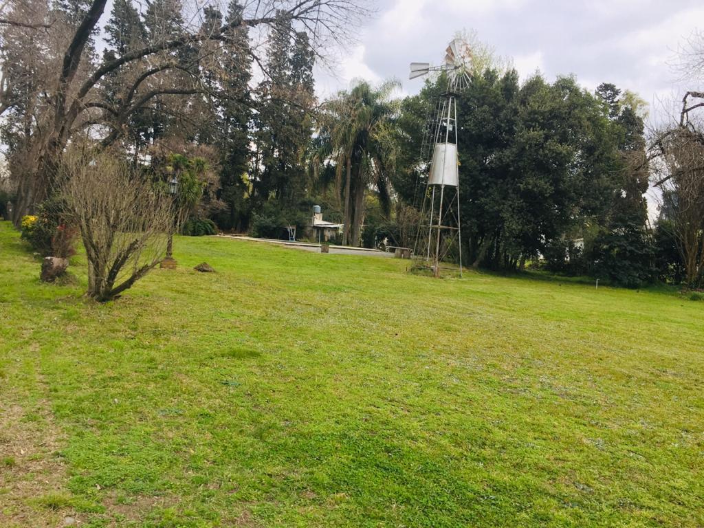 Casa Quinta con terreno de 8000mts2 - La Lonja