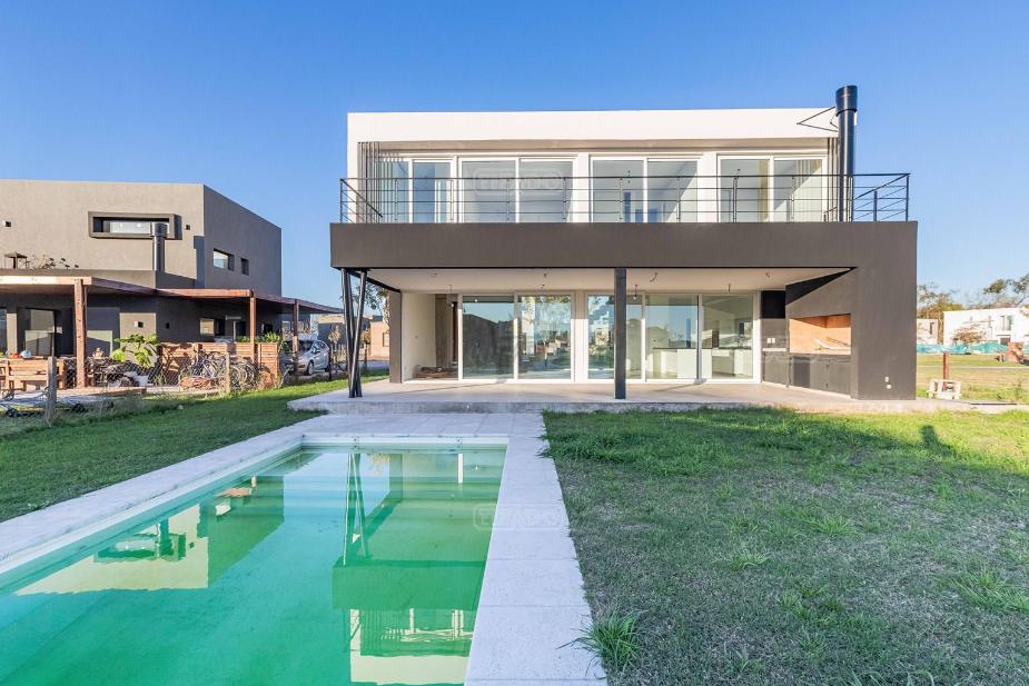 Casa a estrenar en Puertos barrio Acacias - en venta o alquiler - 253 M2 - hermoso entorno de categoria