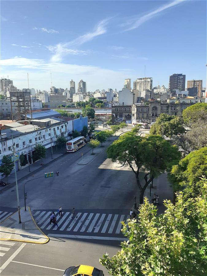 VENTA Imperdible departamento con excelente vista a todo Once, luminoso - Once