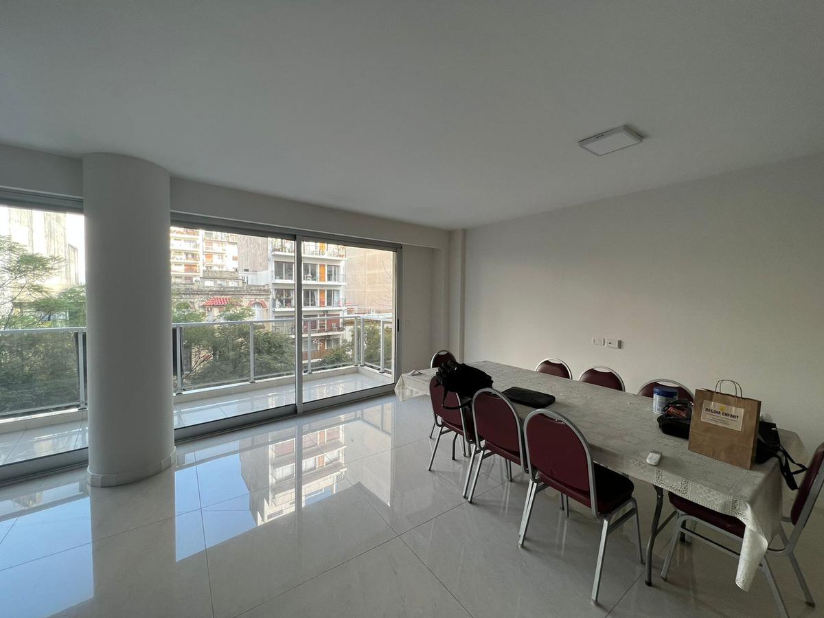 Cerviño al 3700 y Ugarteche 220 m2 5 Ambientes y Cochera Amenities