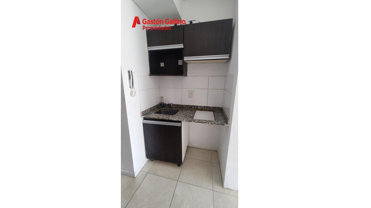 VENTA 1 AMBIENTE PISO 13 AL FRENTE CON BALCON OPORTUNIDAD CONGRESO