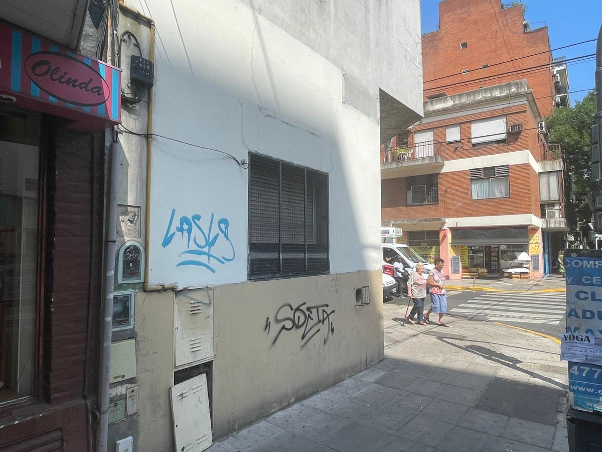 Esquina 117m2  en Belgrano