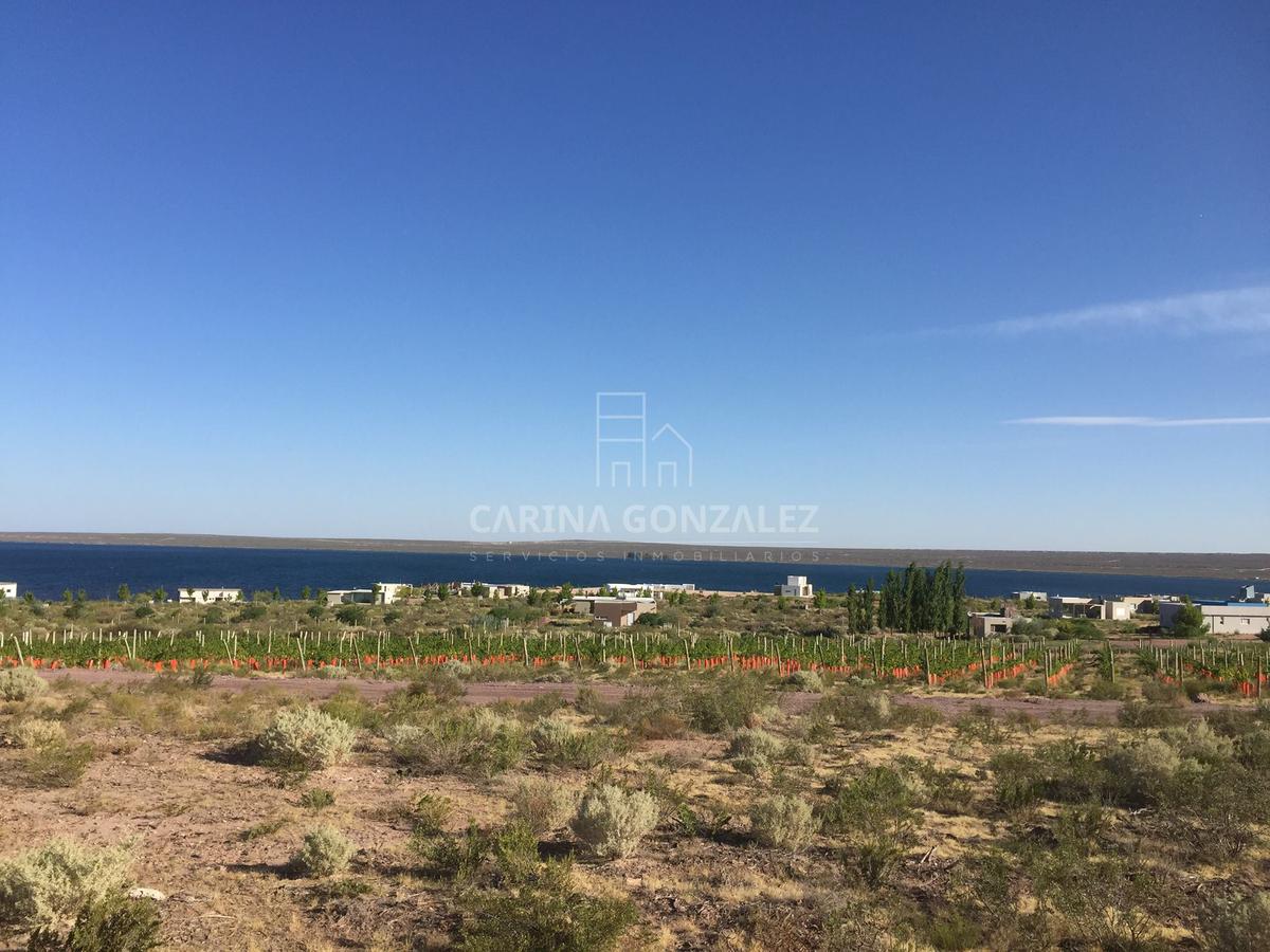 Venta de terreno en Lago Mari Menuco