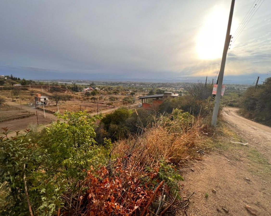 HERMOSO TERRENO EN BIALET MASSE CON VISTA PANORAMICA A CERCANIAS DEL RIO COSQUIN. Ref: 1748